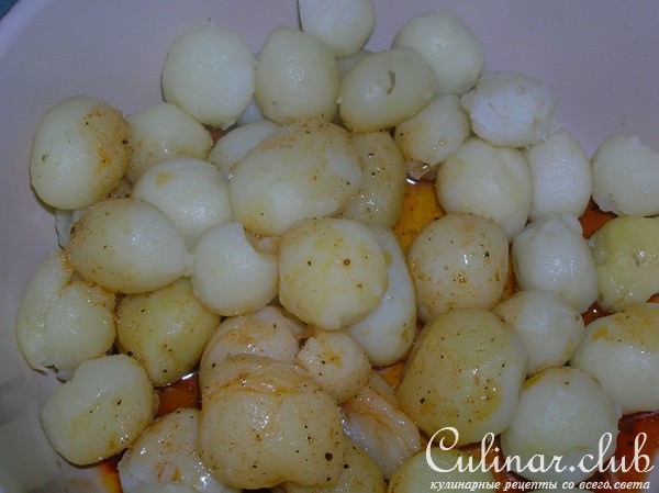 Марокканский картофельный салат с маслинами