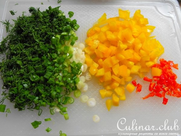 Капустный салат с заправкой из хрена