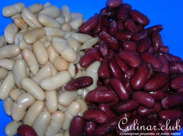 Салат "Две фасольки" ( один из самых простых, но вкусных и полезных салатов)