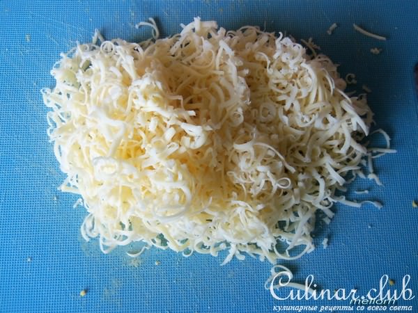 Салат с оливками и огурцом
