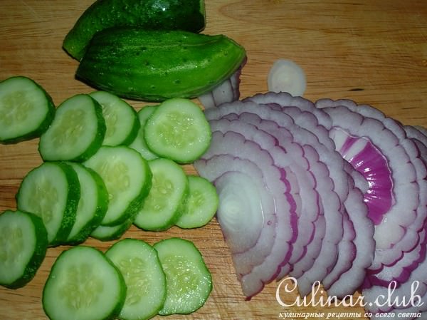 Овощной салат с быстромаринованными шампиньонами
