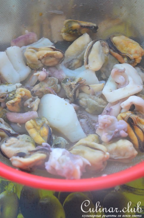 Салат из квашеной капусты и красной свеклы