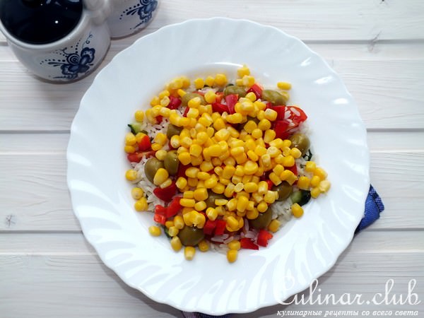 Рисовый салат с овощами