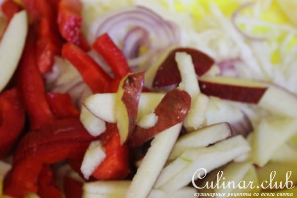 Салат из квашенной капусты и редьки