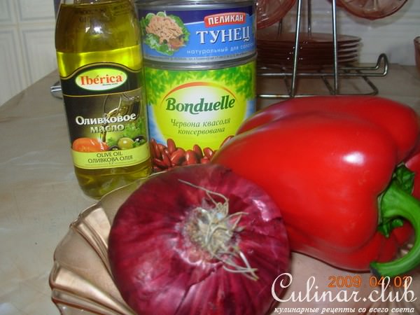 Салат фасолевый с тунцом