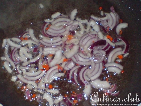 Салат из рисовой лапши с маленькими креветками