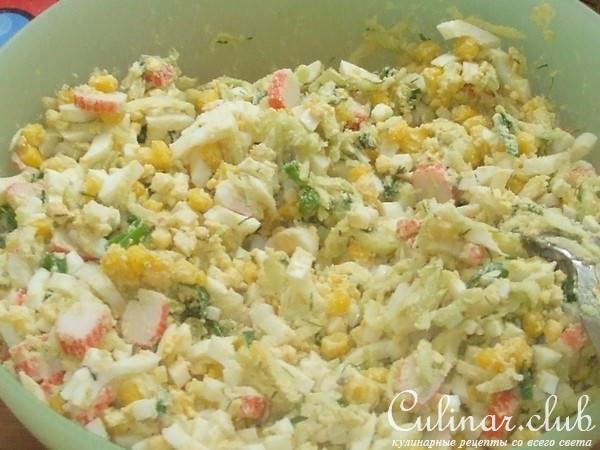 Салат с крабовыми палочками