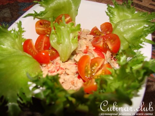 салат с тунцом
