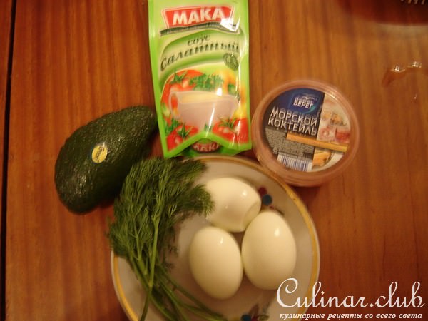 Салатик с морепродуктами на скорую руку(вариант)