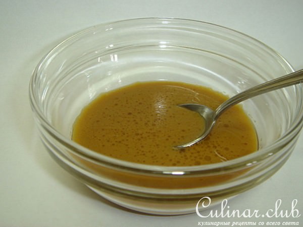 Салат с мидиями,кальмарами и рисом