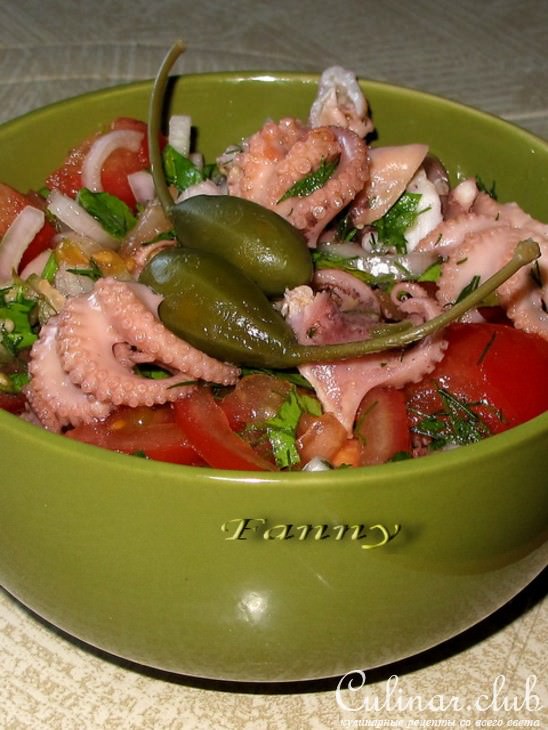 Салат с осьминогами
