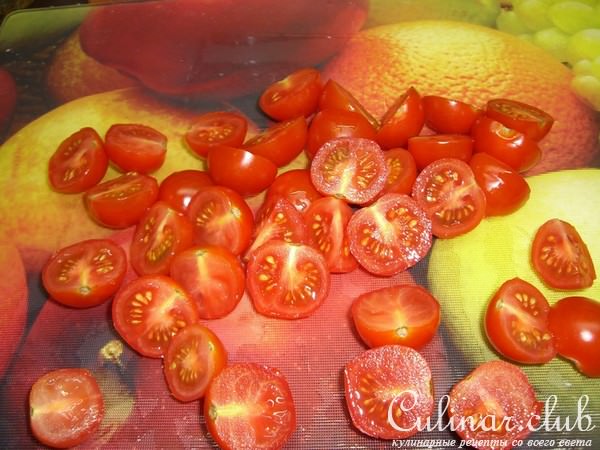 Салат с руколой - "Свежесть" и 2 пиццы на закуску!:)