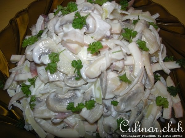 Салат из кальмаров