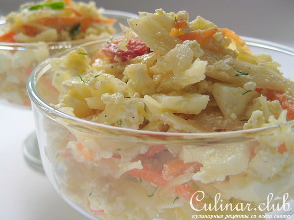КапуСТный-ВкуСТный салат с творогом и яйцом.