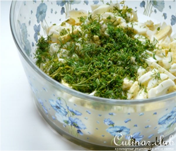 Яичный салат с рукколой
