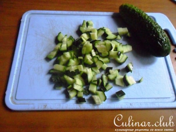 Салат с кускусом и зернёным творогом