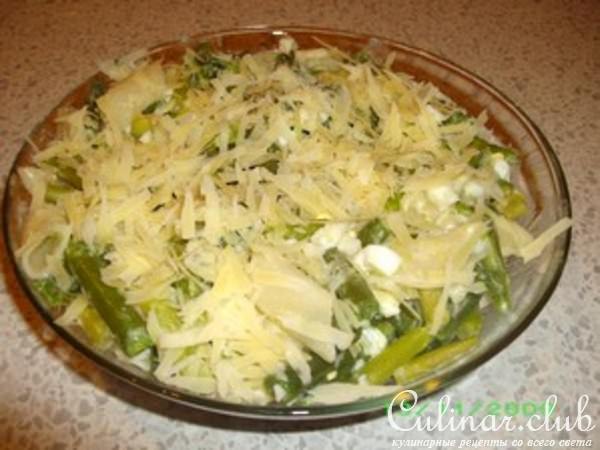 Салат с макаронами и зеленой фасолью