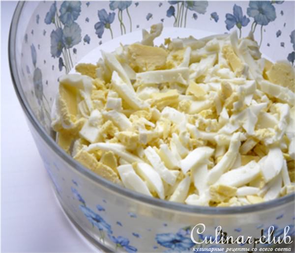 Яичный салат с рукколой
