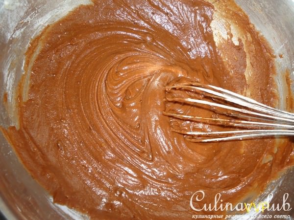 Пирог Брауни с творогом и ягодами