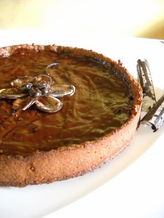 Флорентийский пирог с карамельной начинкой.