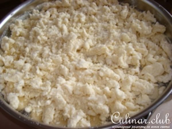 Маковый пирог с творожной крошкой