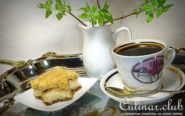 Творожно-яблочный пирог с песочной крошкой