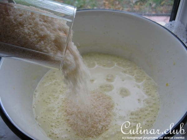 Пирог кокосово-ореховый (на скорую руку).