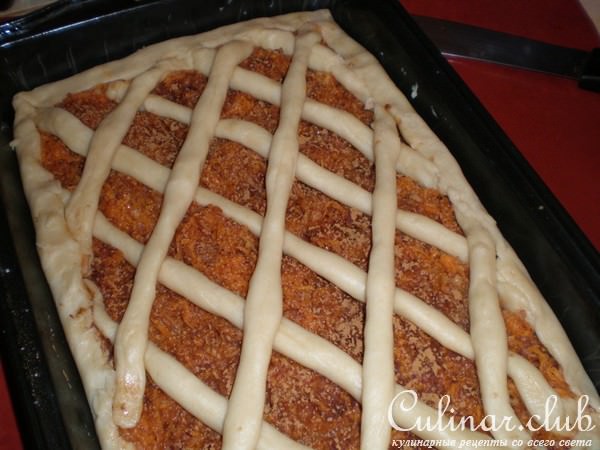 Пирог с тыквой и яблоками