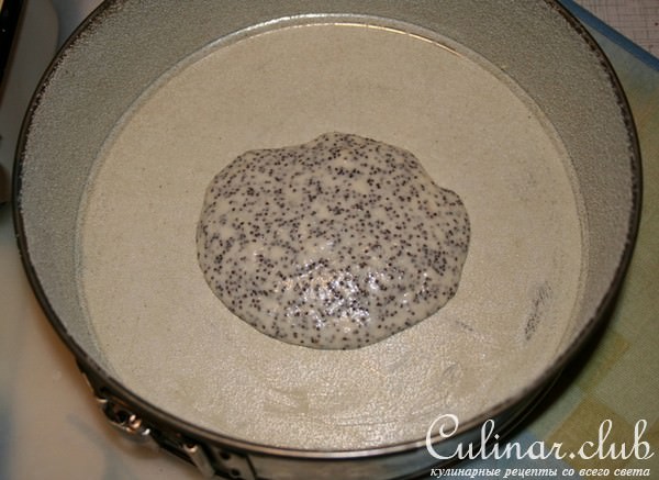 Постный пирог с маком и лимоном