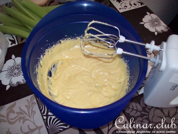 Пирог с ревенем и яблоками.