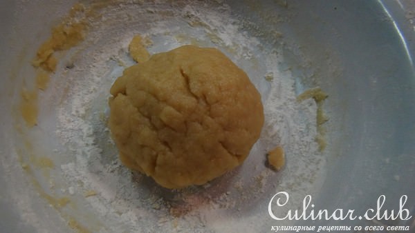 Яблочный пирог с карамелью