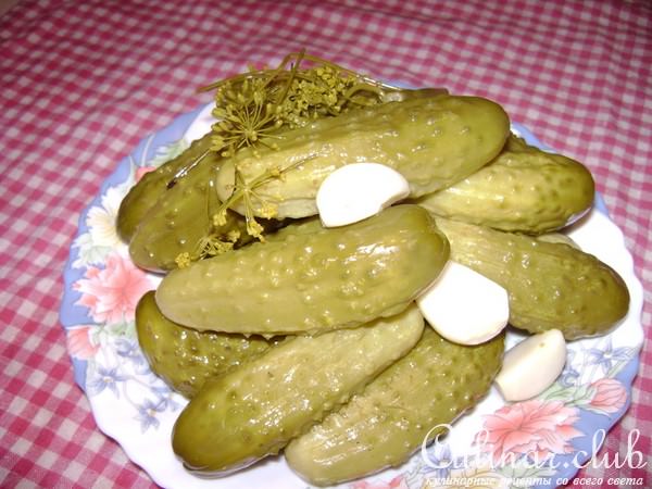 Огурчики маринованные, хрустящие