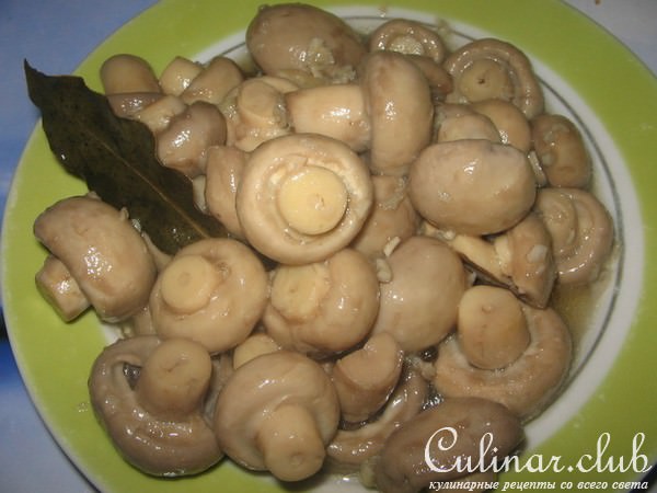 Шампиньоны маринованые по-венесуэльски