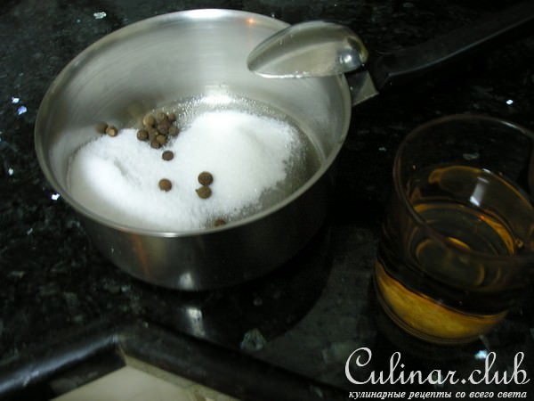 Огурцы маринованные