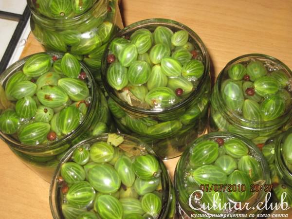 Маринованный крыжовник