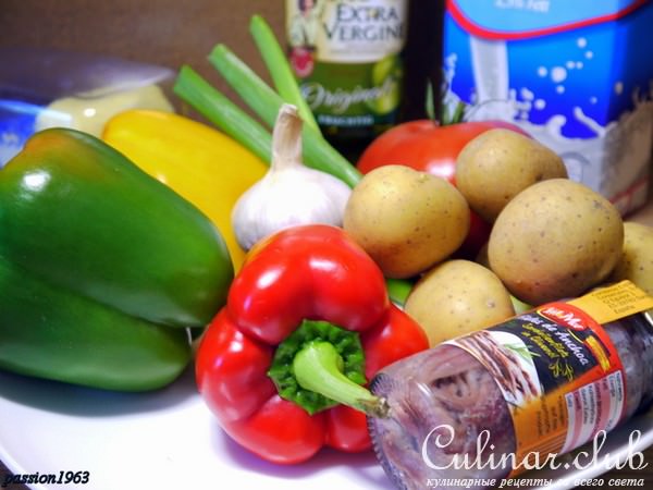 Банья кауда (bagna cauda) – пьемонтский чесночнo-анчоусный соус