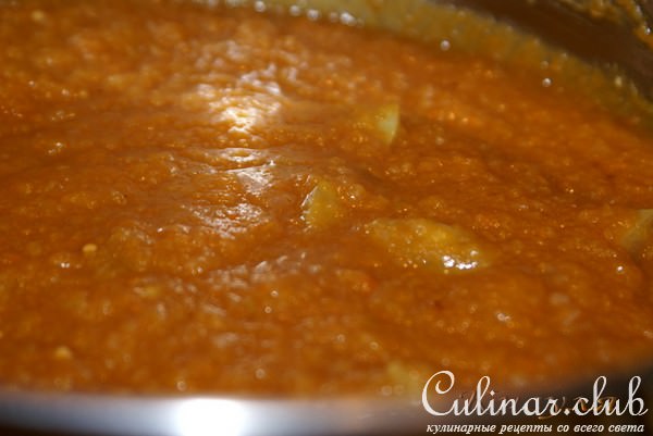 Тыквенно-яблочный чатни с кусочками винограда