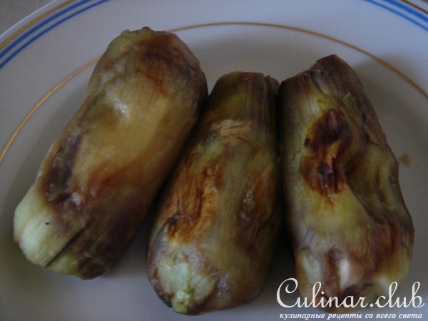 Дип из баклажанов с оливками