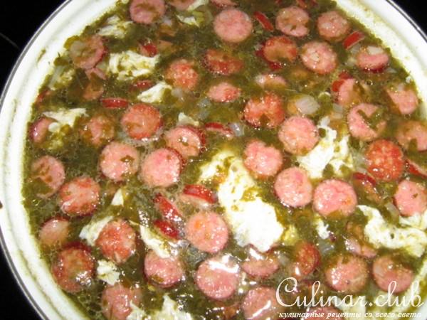 Суп из щавеля с колбасками