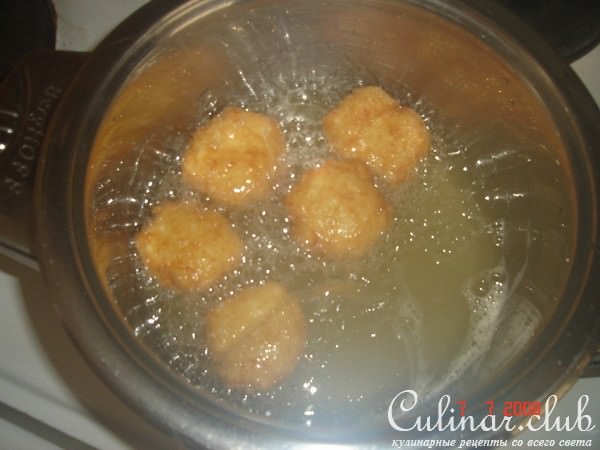Суп с сырными лепёшечками