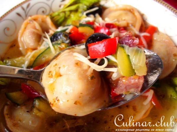 Мясной суп с пикантными равиолями. Тест-драйв.