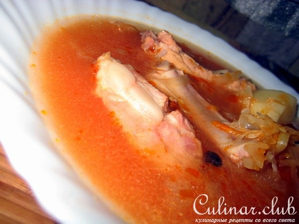 Щи из квашенной капусты суточные.