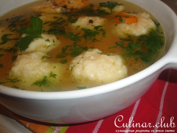 Масляные клёцки с бульоном