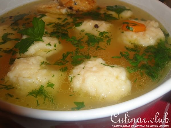 Масляные клёцки с бульоном