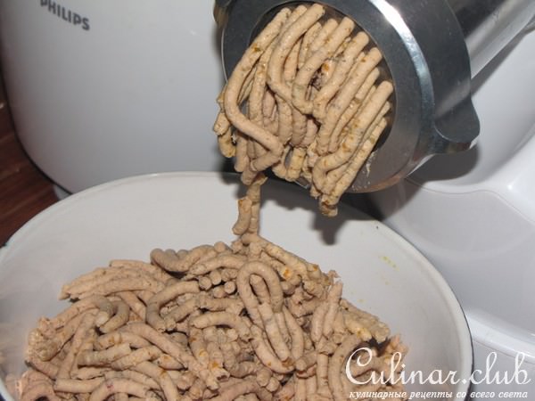 Суп-лапша с фаршированными куриными шейками