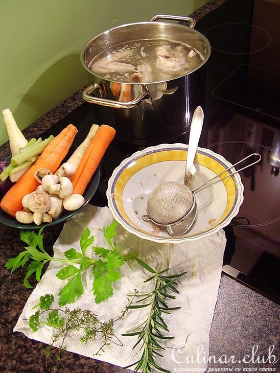 Знаменитый венгерский куриный суп