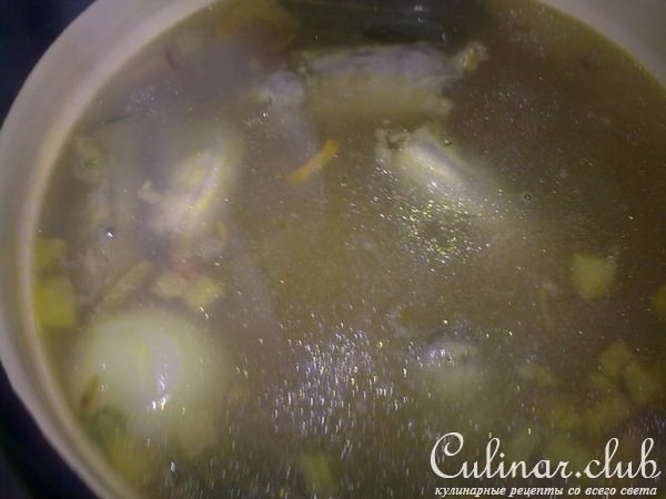 суп с куриной шеикой и вермишелькой