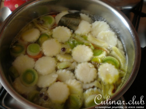 Суп с манными клецками