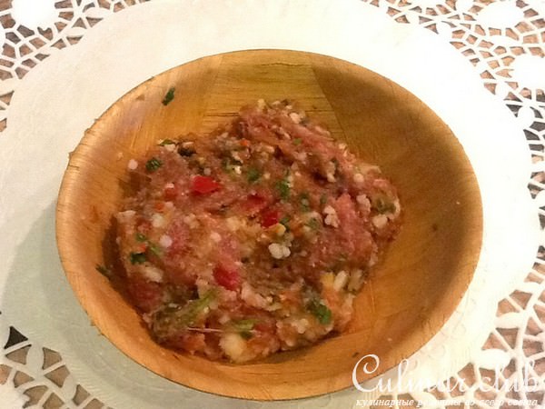 Тайский суп с фаршированными кальмарами