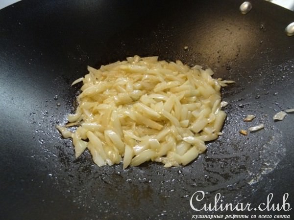 " Крем Суп с Грибами, Мясом Краба и Картофелем "